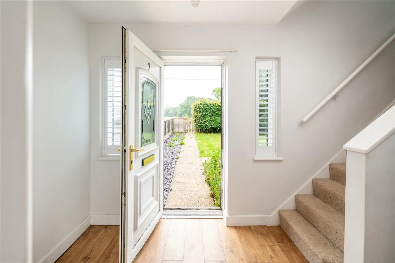 Oakfield Road, Cowfold, RH13, photo 13