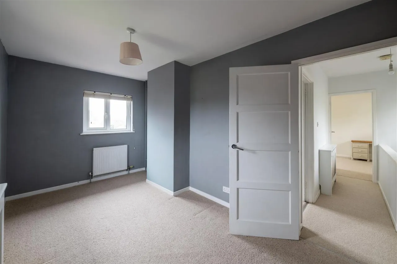 Oakfield Road, Cowfold, RH13, photo 14