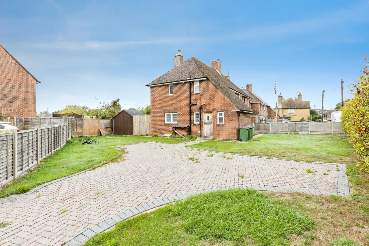 Oakfield Road, Cowfold, RH13, photo 2
