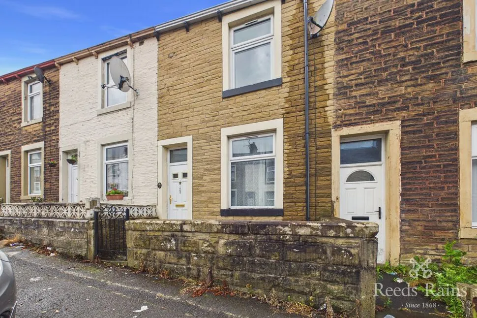2 bed house to rent, Belgrave Street, Nelson, BB9