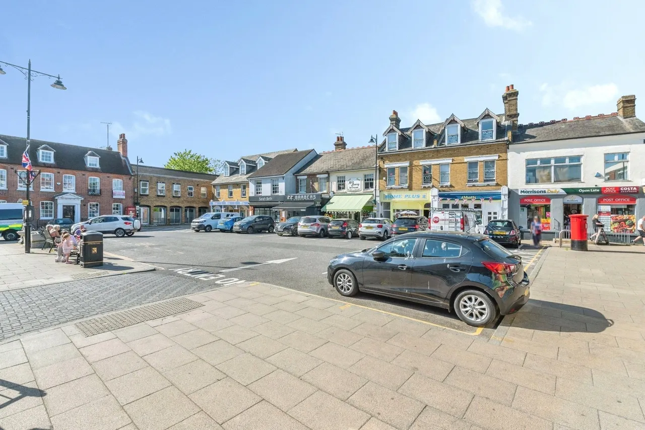 Roche Close, Rochford, SS4, photo 18