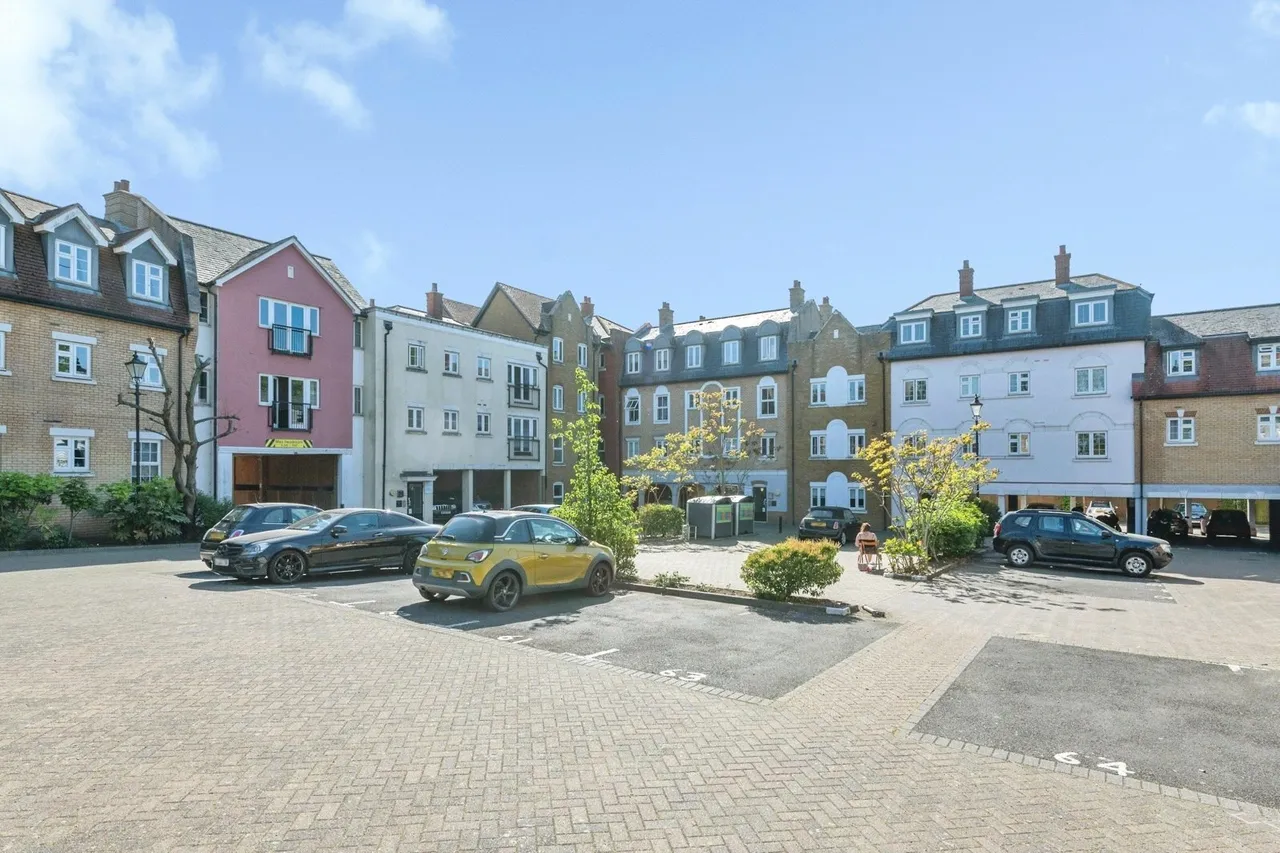 Roche Close, Rochford, SS4, photo 17
