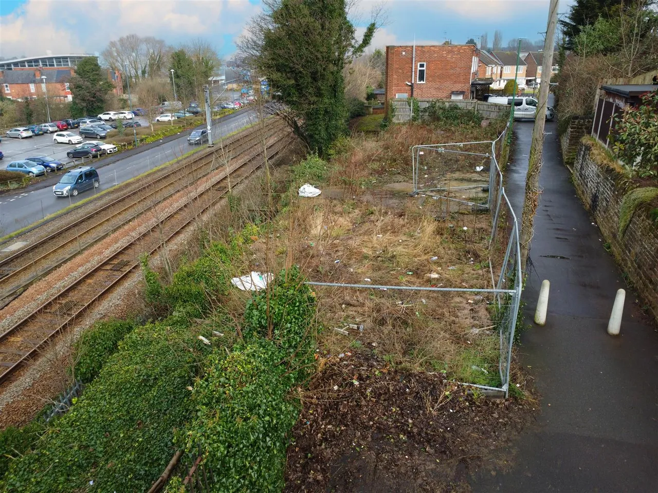 Church Lane, Bulwell, NG6, photo 5