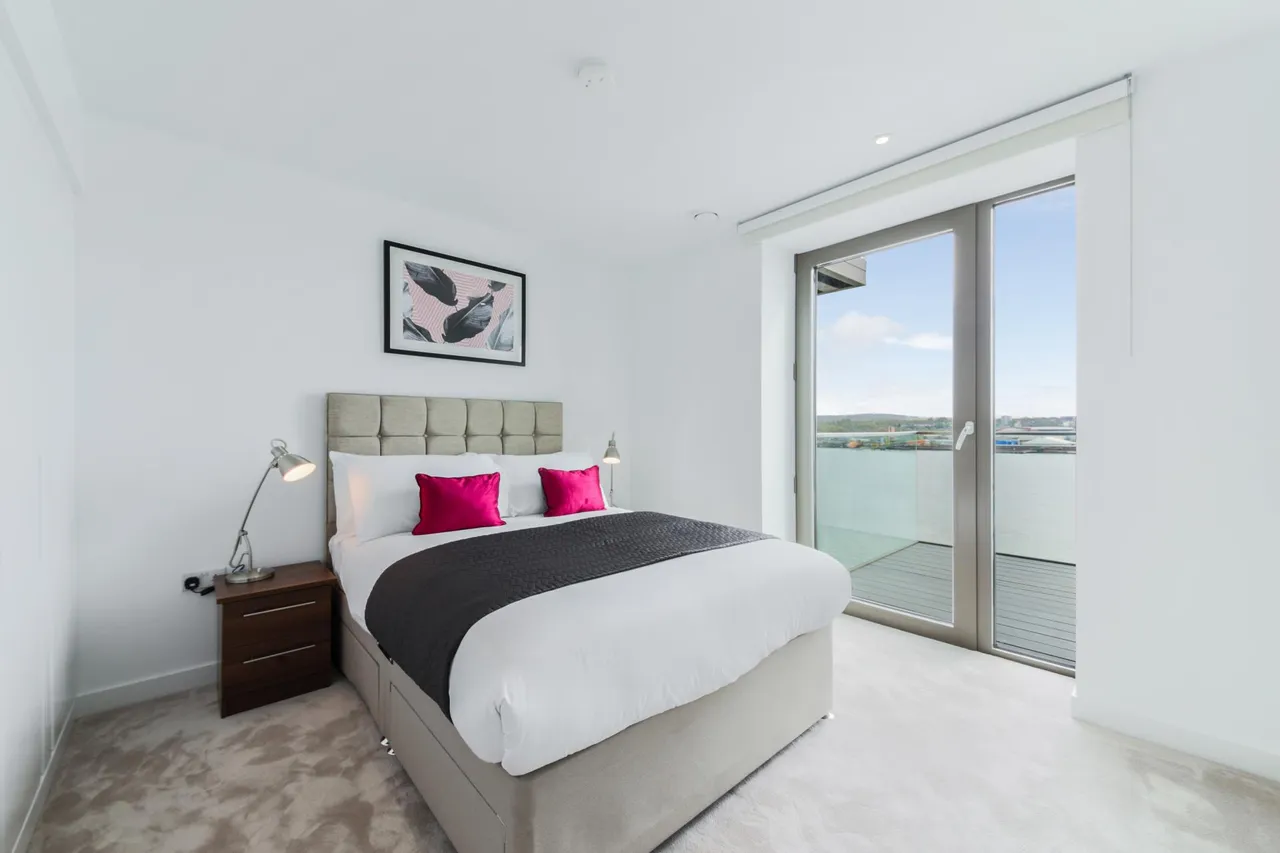 Laker House, Royal Wharf, E16, photo 9