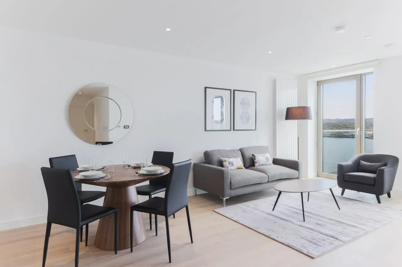 Laker House, Royal Wharf, E16, photo 2
