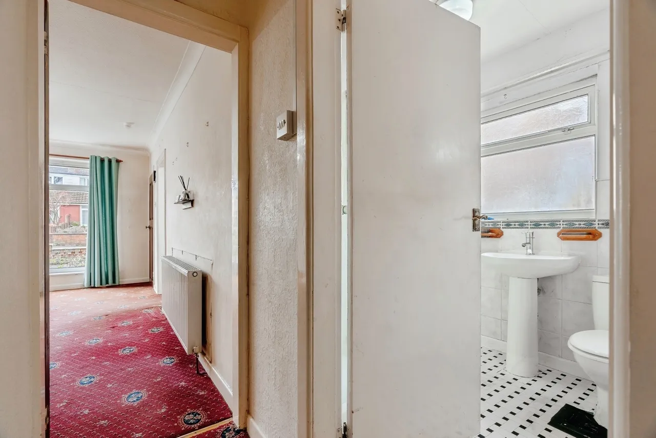 Boulsworth Crescent, Nelson, BB9, photo 8