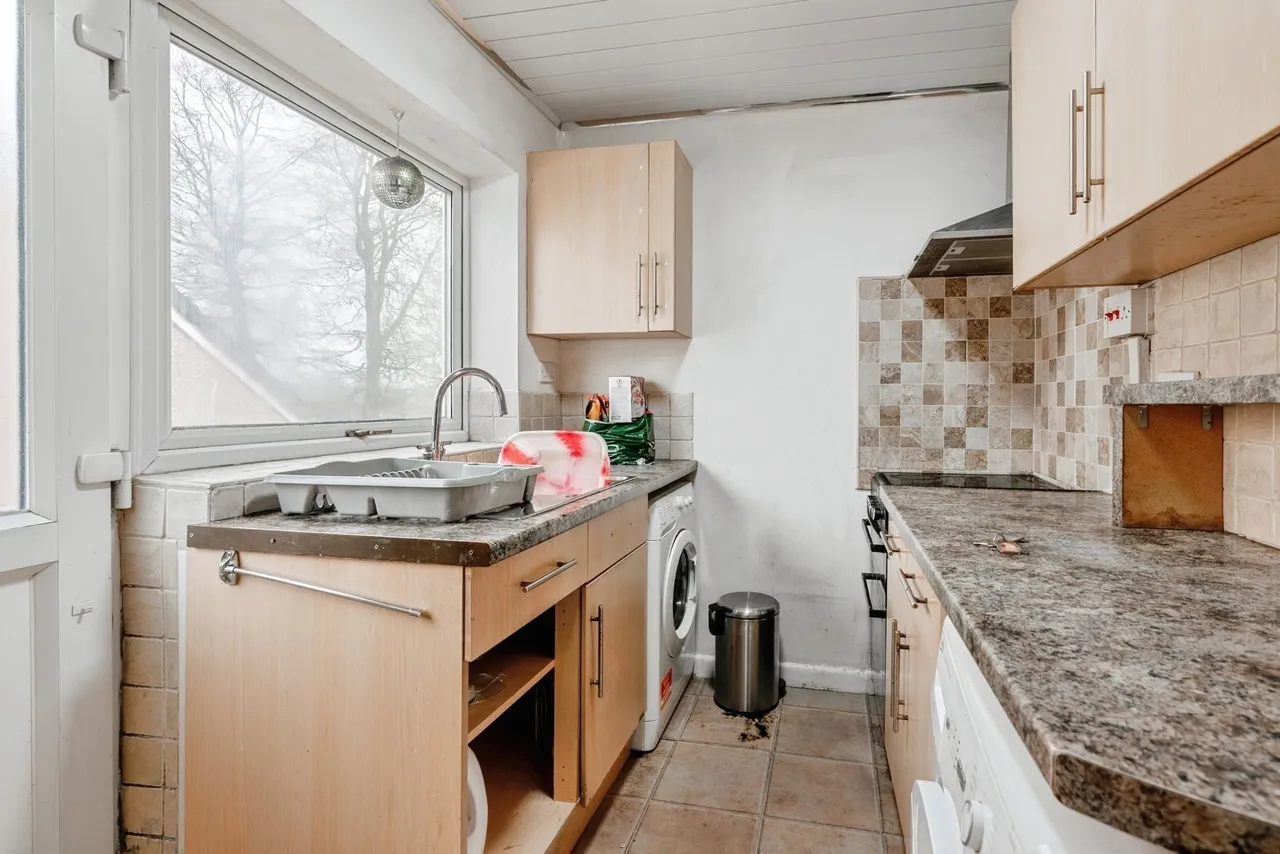 Boulsworth Crescent, Nelson, BB9, photo 14