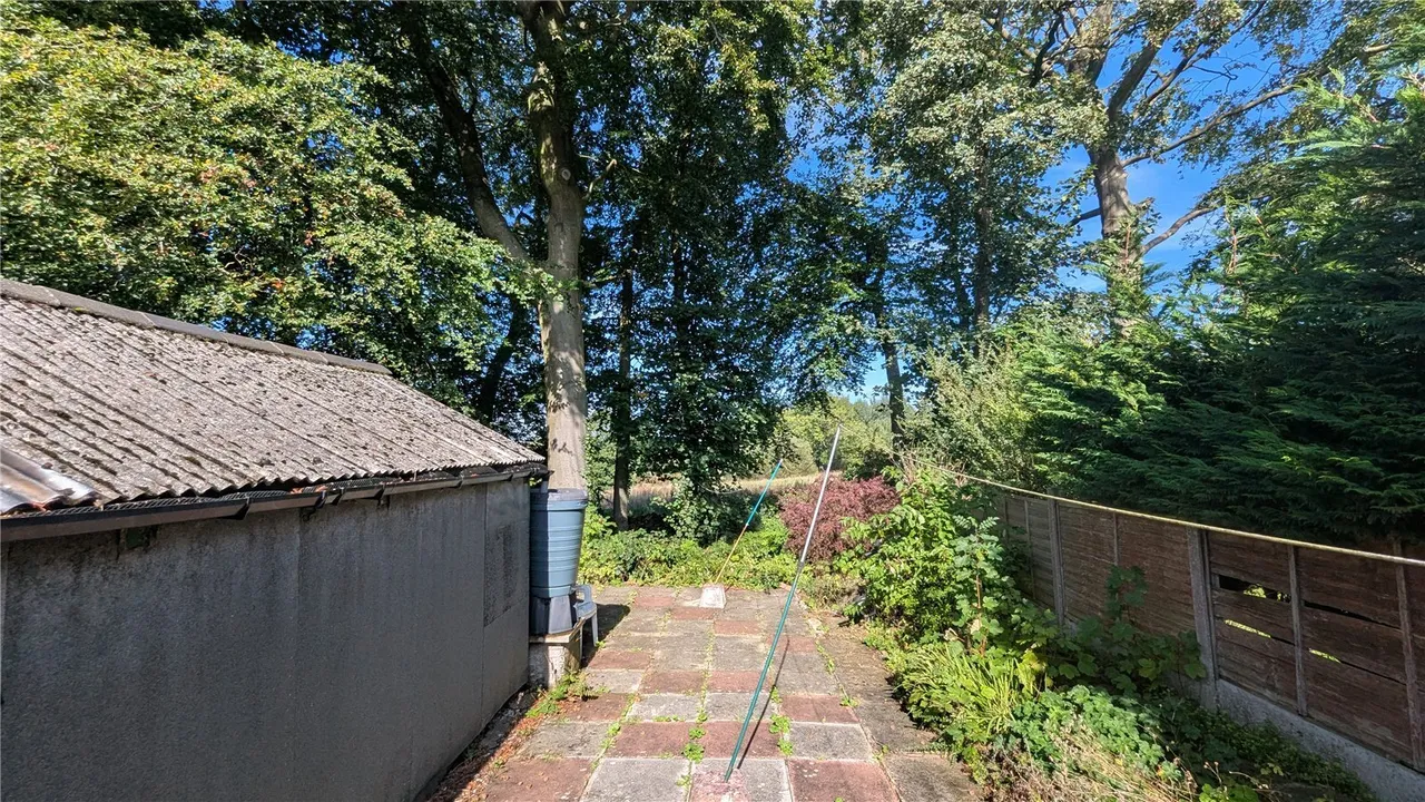 Boulsworth Crescent, Nelson, BB9, photo 18