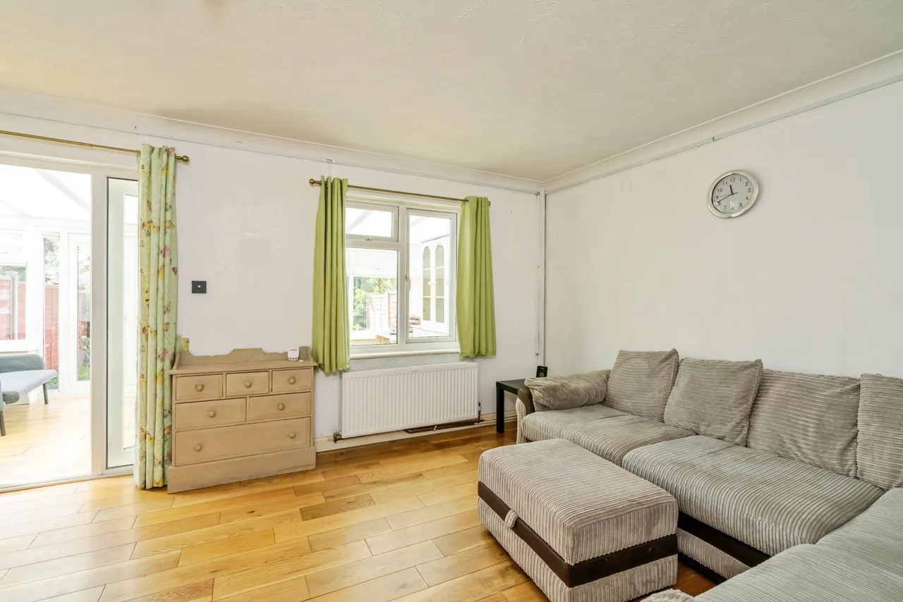 Waterside Drive, Donnington, PO19, photo 3