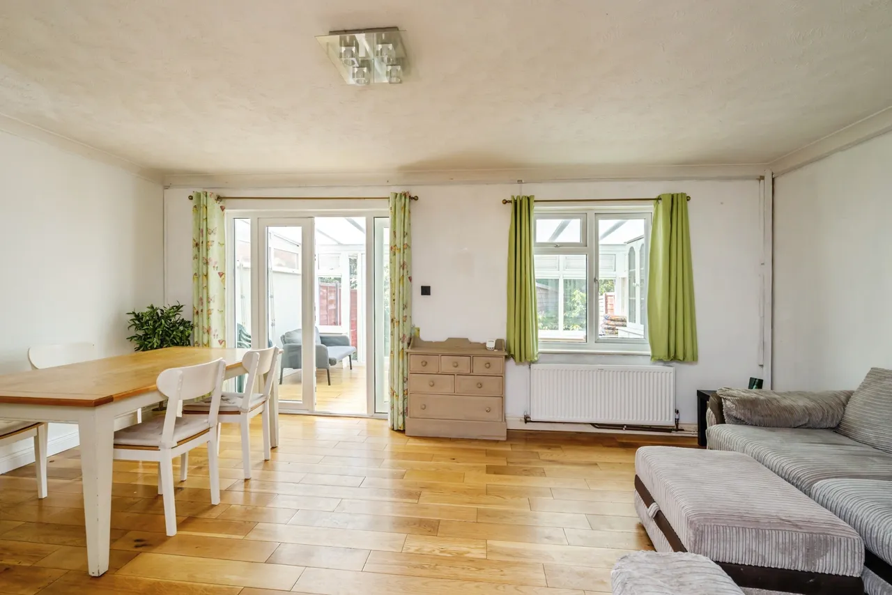 Waterside Drive, Donnington, PO19, photo 5