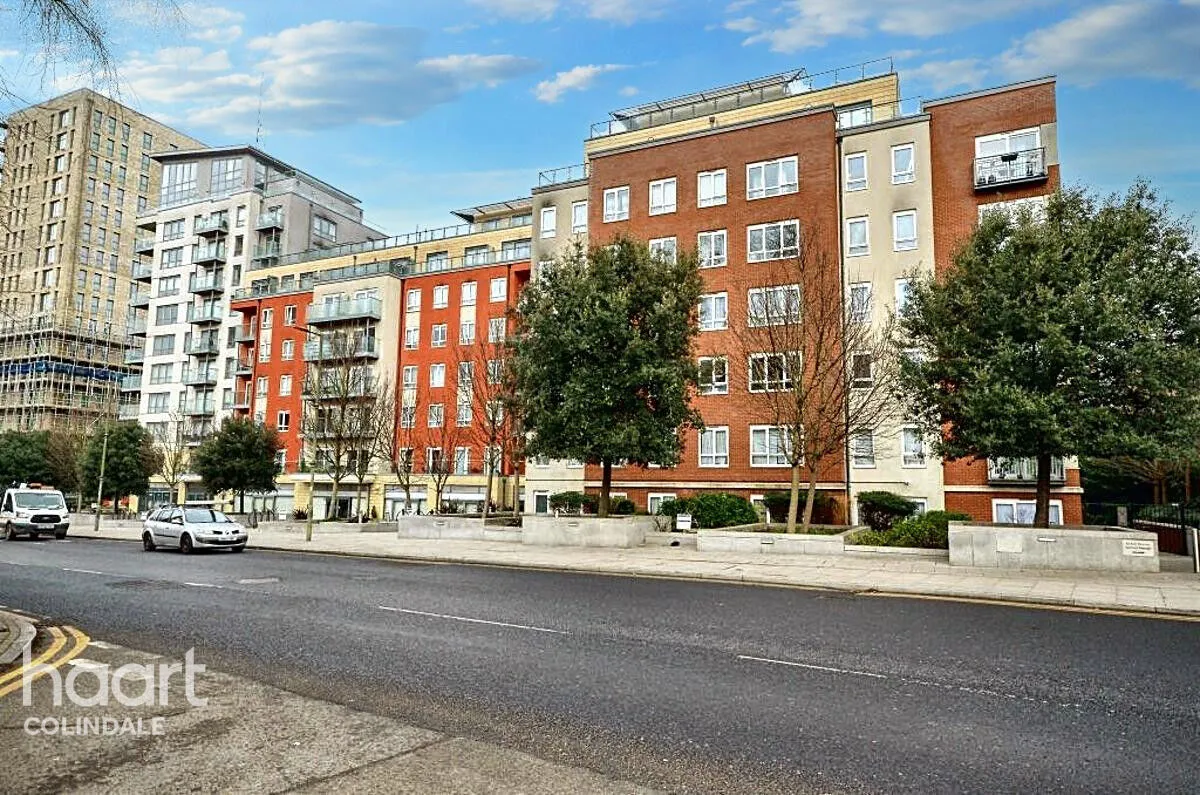 Aerodrome Road, NW9, photo 11