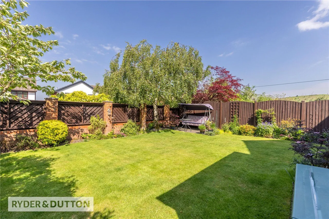 Underwood Way, Shaw, OL2, photo 23