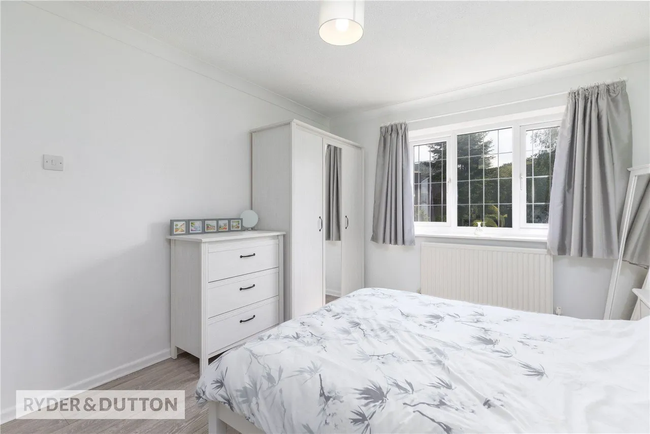 Underwood Way, Shaw, OL2, photo 17