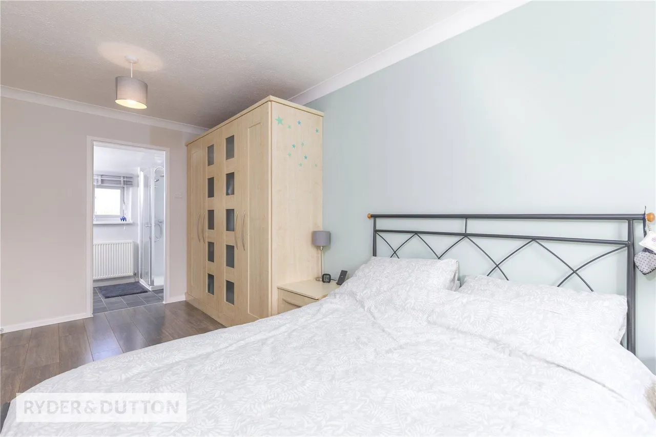 Underwood Way, Shaw, OL2, photo 14