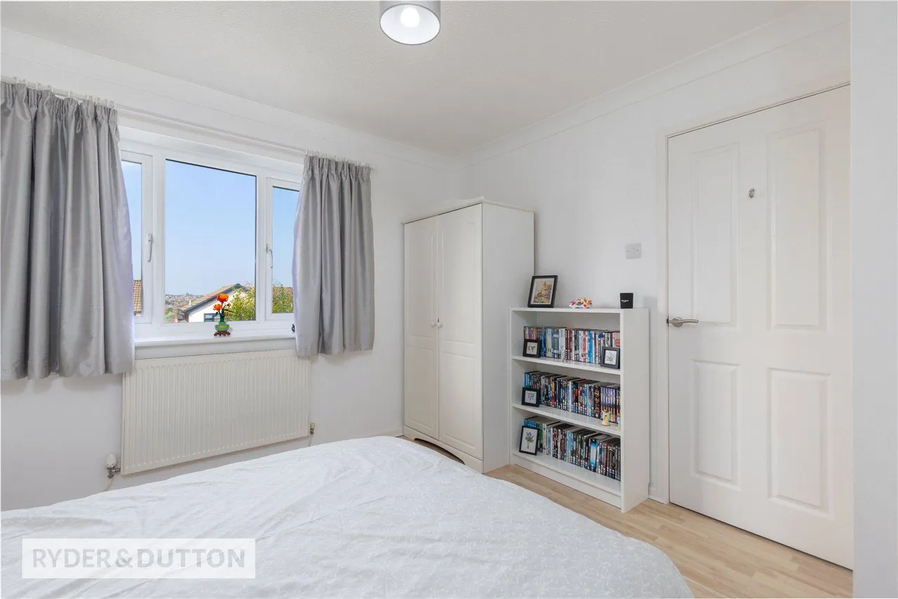 Underwood Way, Shaw, OL2, photo 19