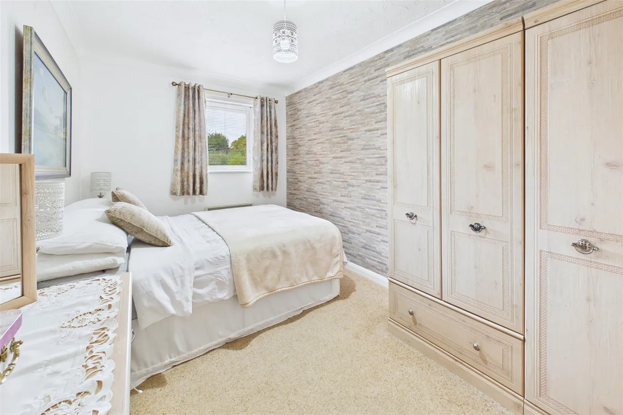 Holly Court, Harleston, IP20, photo 11