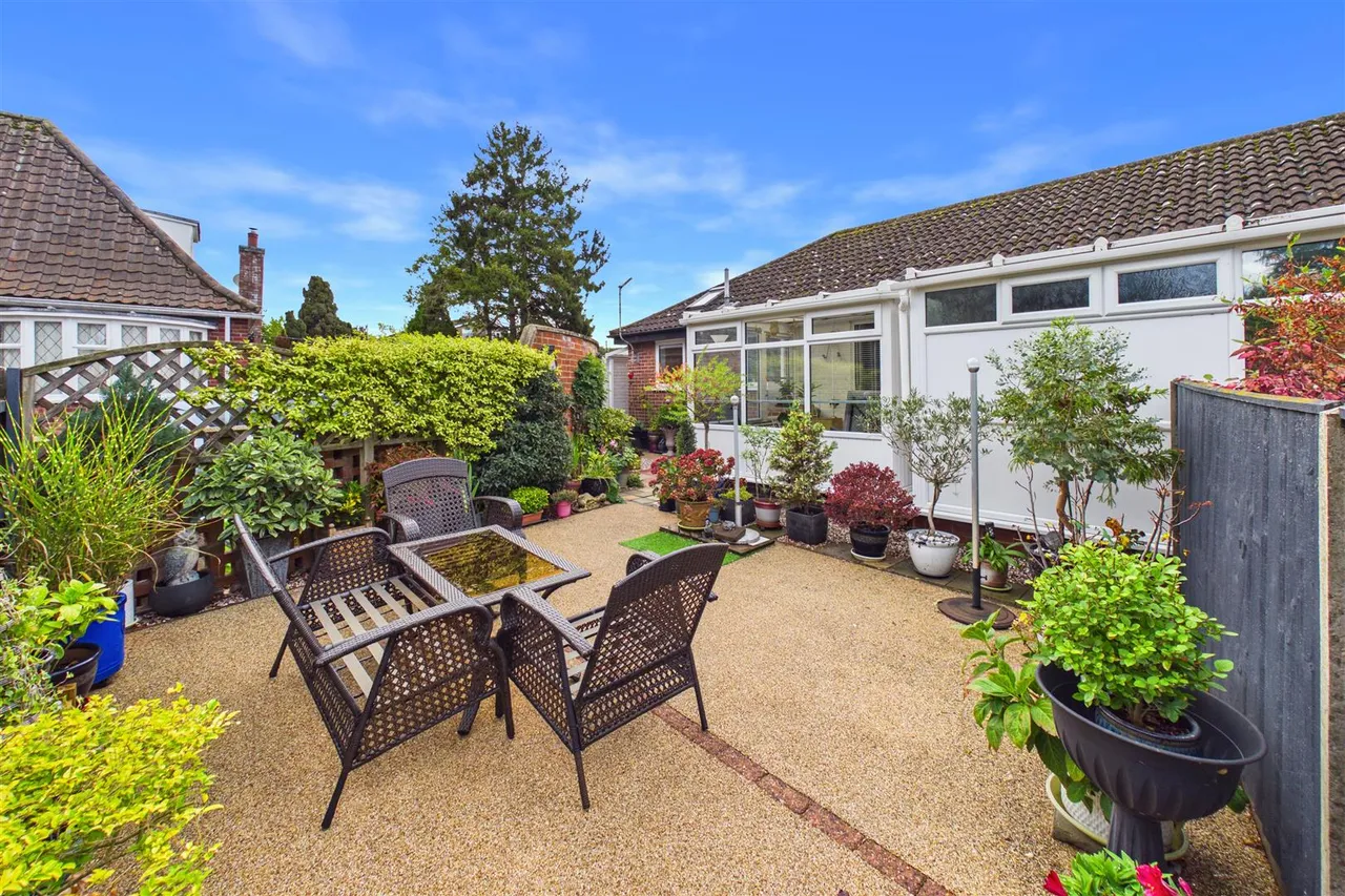 Holly Court, Harleston, IP20, photo 13