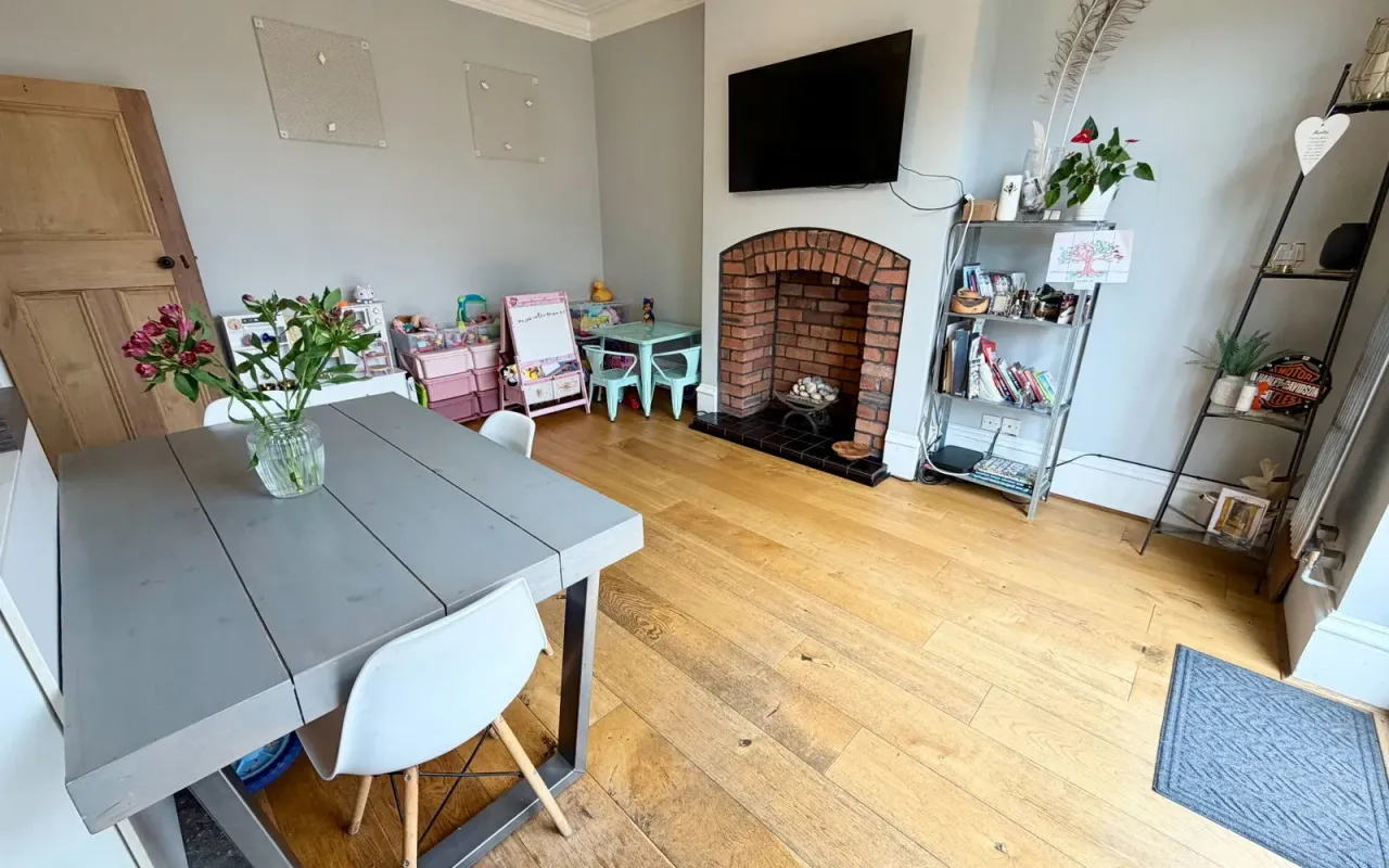 Park Grove, Barnsley, photo 10