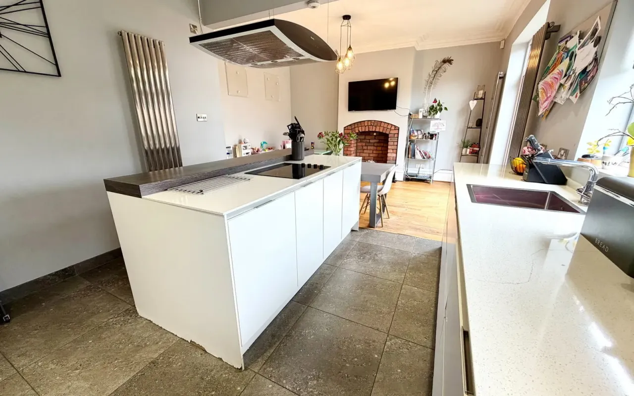 Park Grove, Barnsley, photo 9