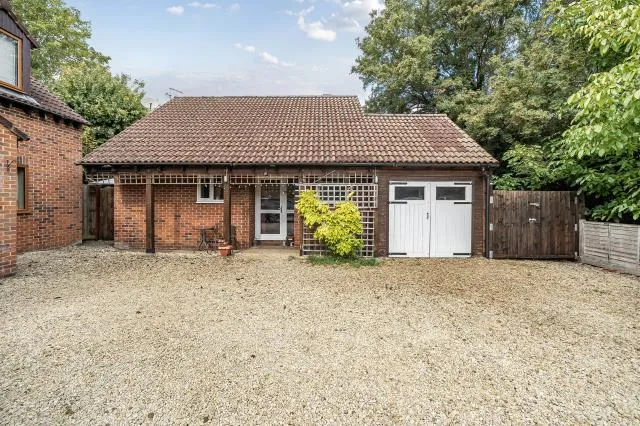 1 bed house for sale, East Way, Drayton, OX14
