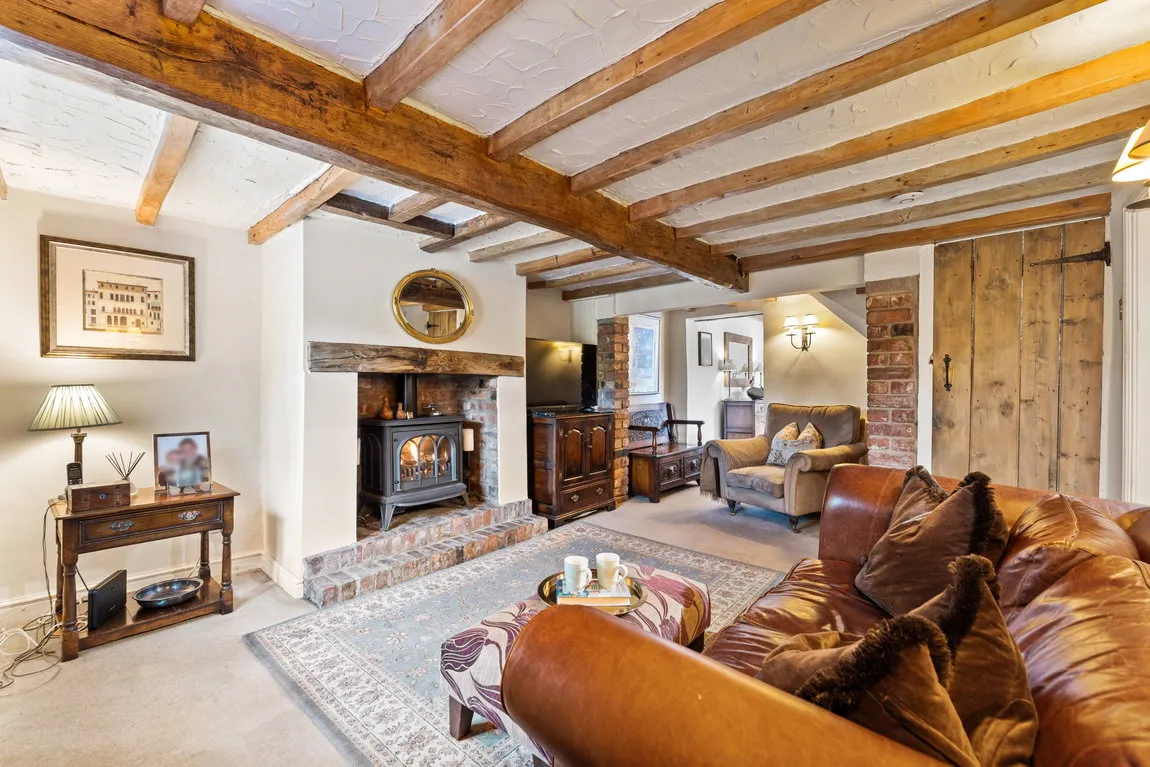 London Road, Davenham, Northwich, CW9 8LR, photo 6