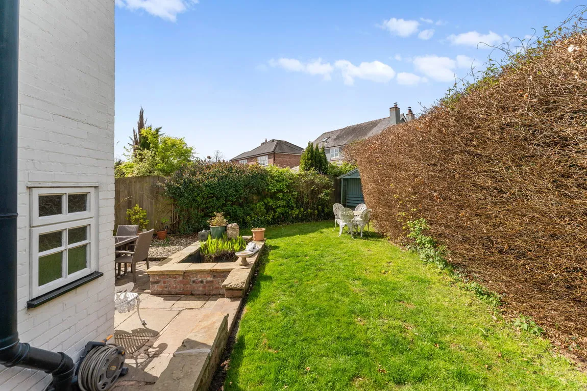 London Road, Davenham, Northwich, CW9 8LR, photo 34