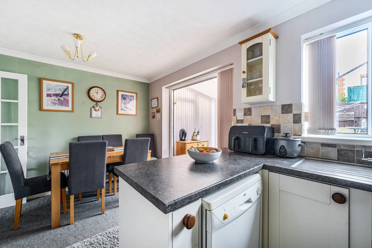 Magister Road, Bowerhill, photo 7