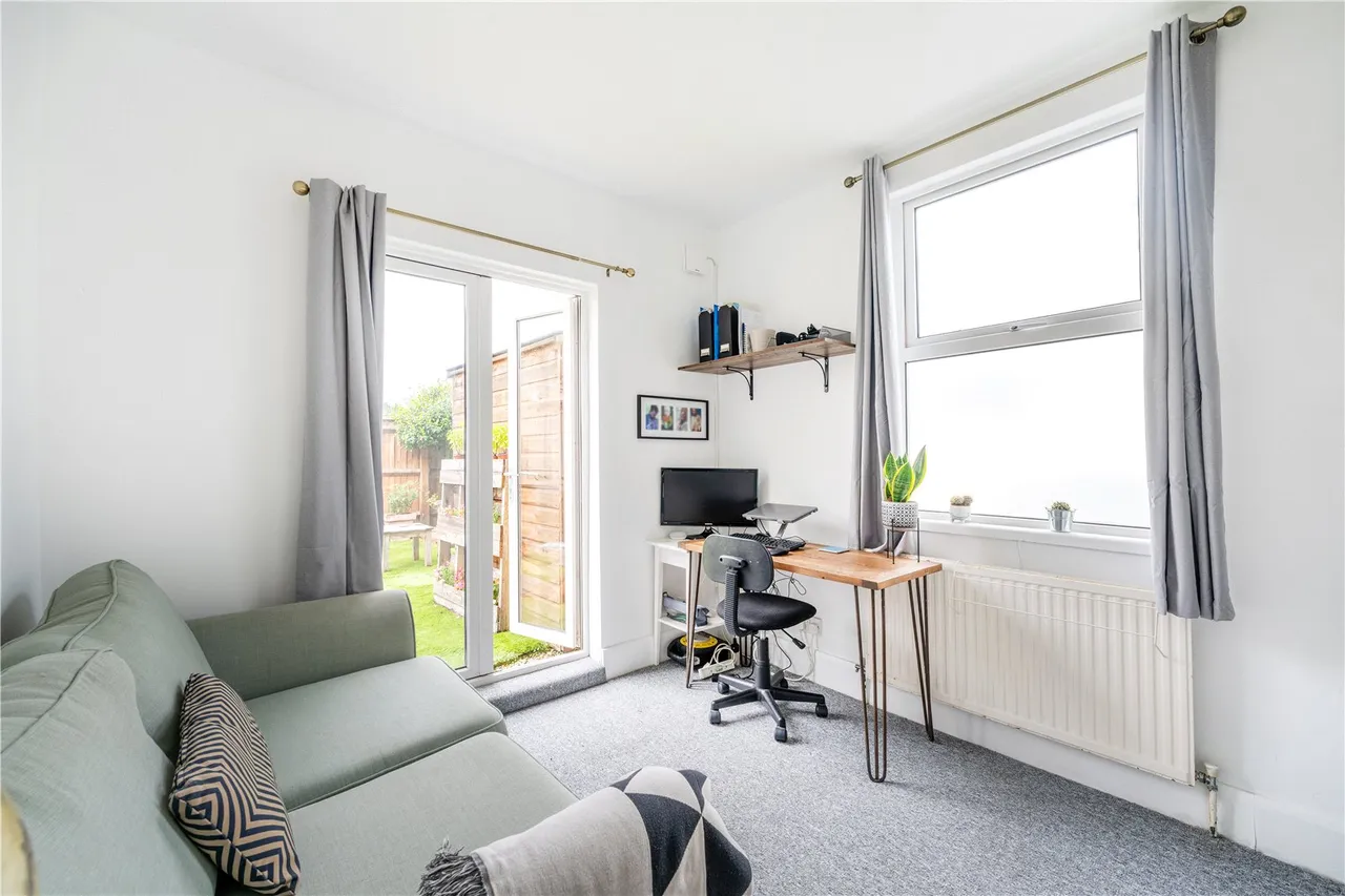 Gould Road, Twickenham, TW2 6RW, photo 7