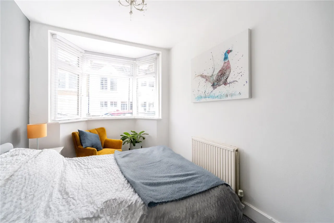 Gould Road, Twickenham, TW2 6RW, photo 9