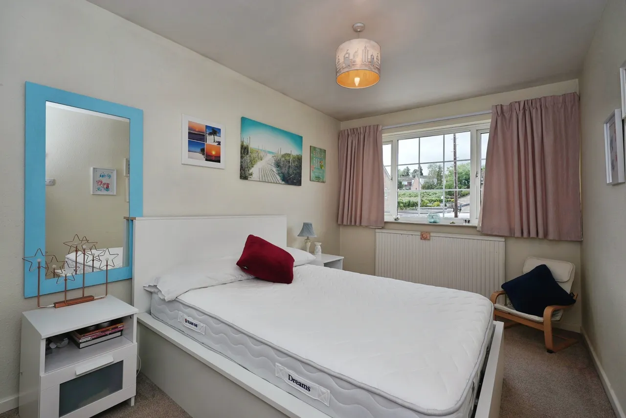 Rooks Avenue, Cleckheaton, BD19, photo 13