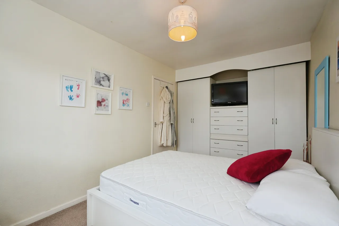Rooks Avenue, Cleckheaton, BD19, photo 11