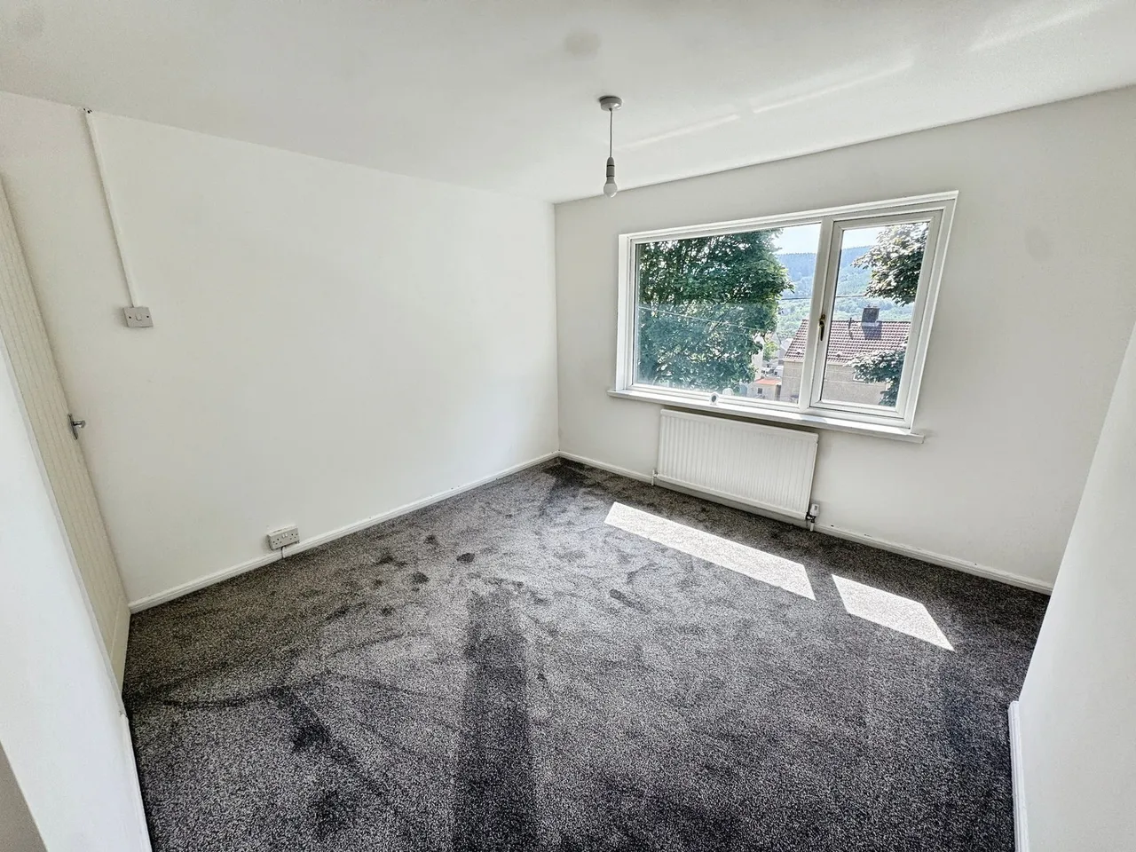 Welfare Avenue, Bryn, SA13, photo 8