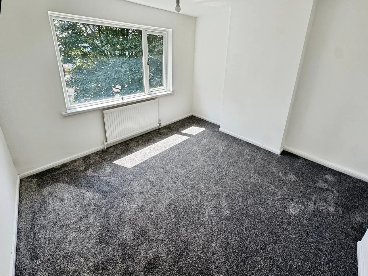 Welfare Avenue, Bryn, SA13, photo 7