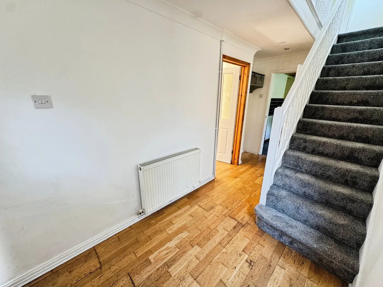 Welfare Avenue, Bryn, SA13, photo 6