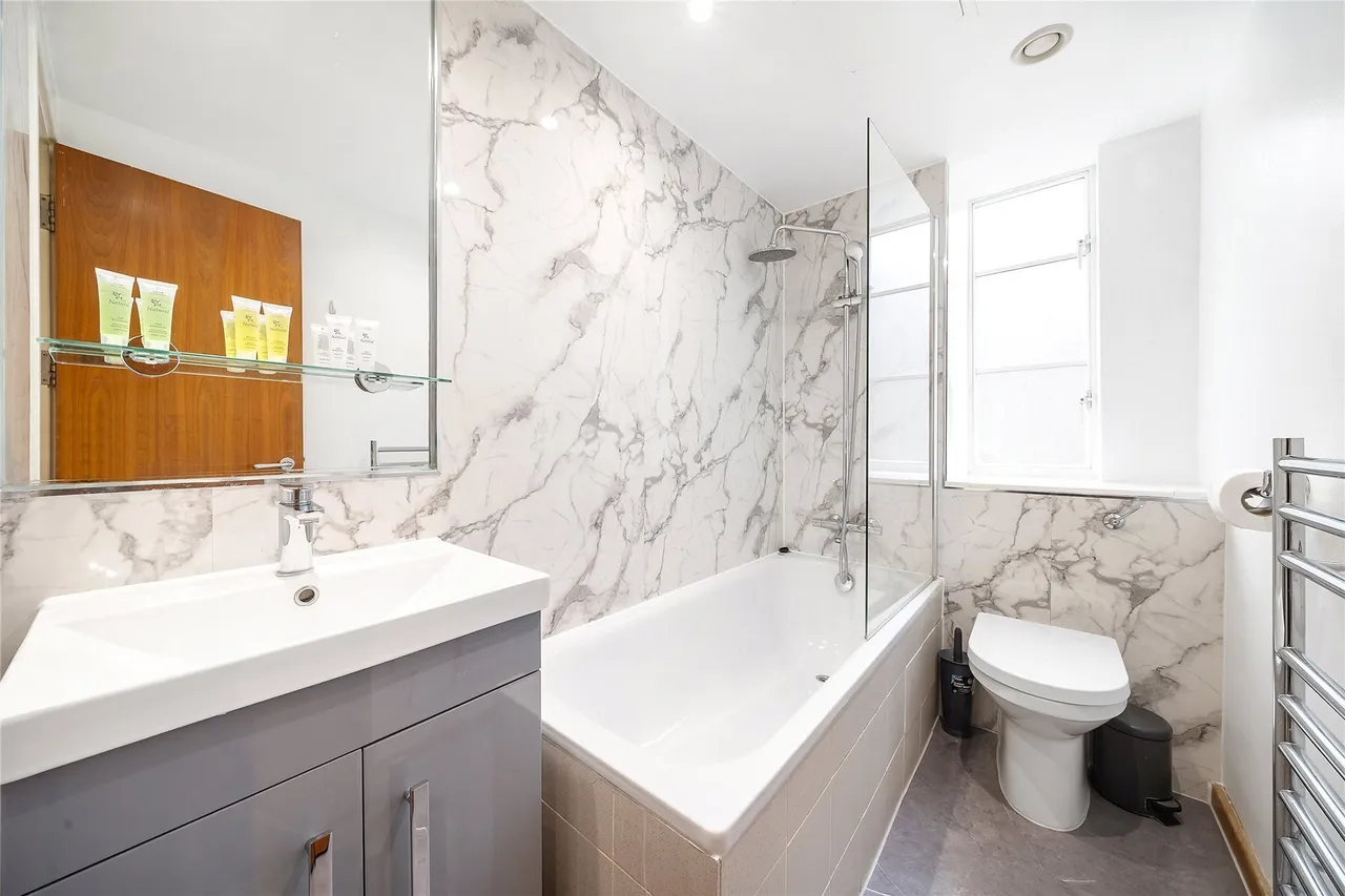 Old Brompton Road, London, SW7, photo 6