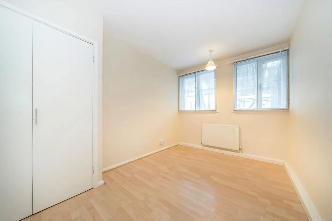 Hampton Road West, TW13, photo 5