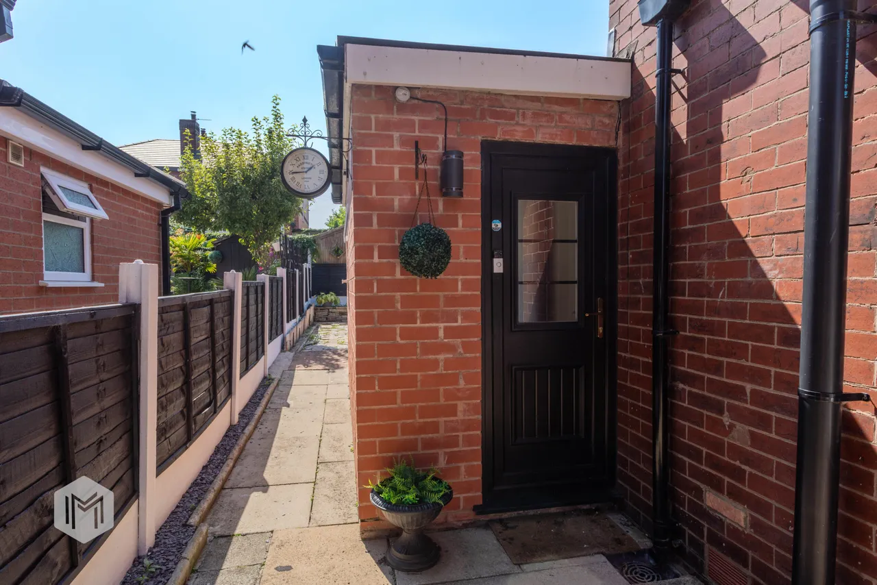 Zetland Avenue, Bolton, BL3 3QS, photo 6