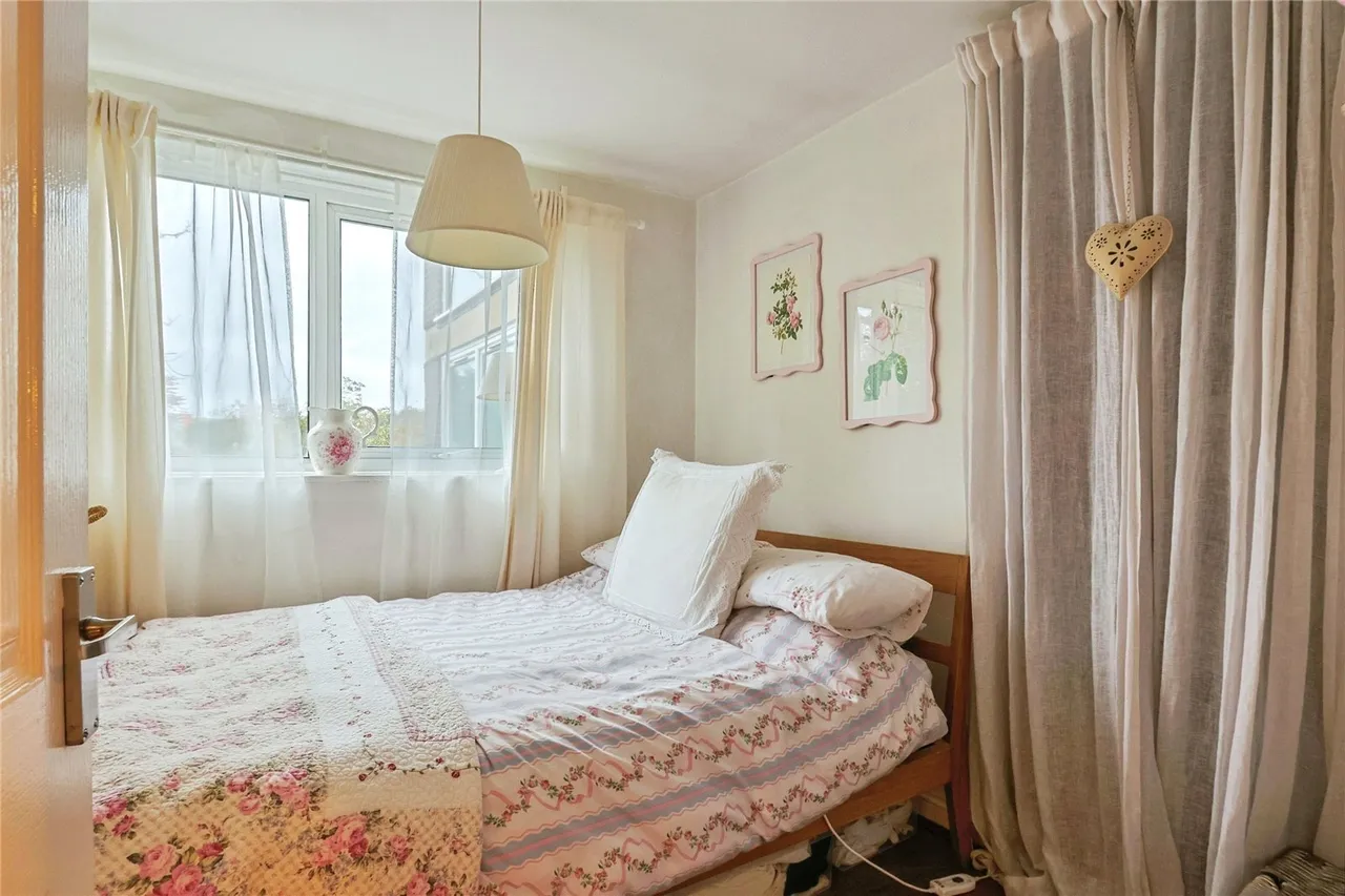 Christchurch Road, Bournemouth, BH1, photo 9