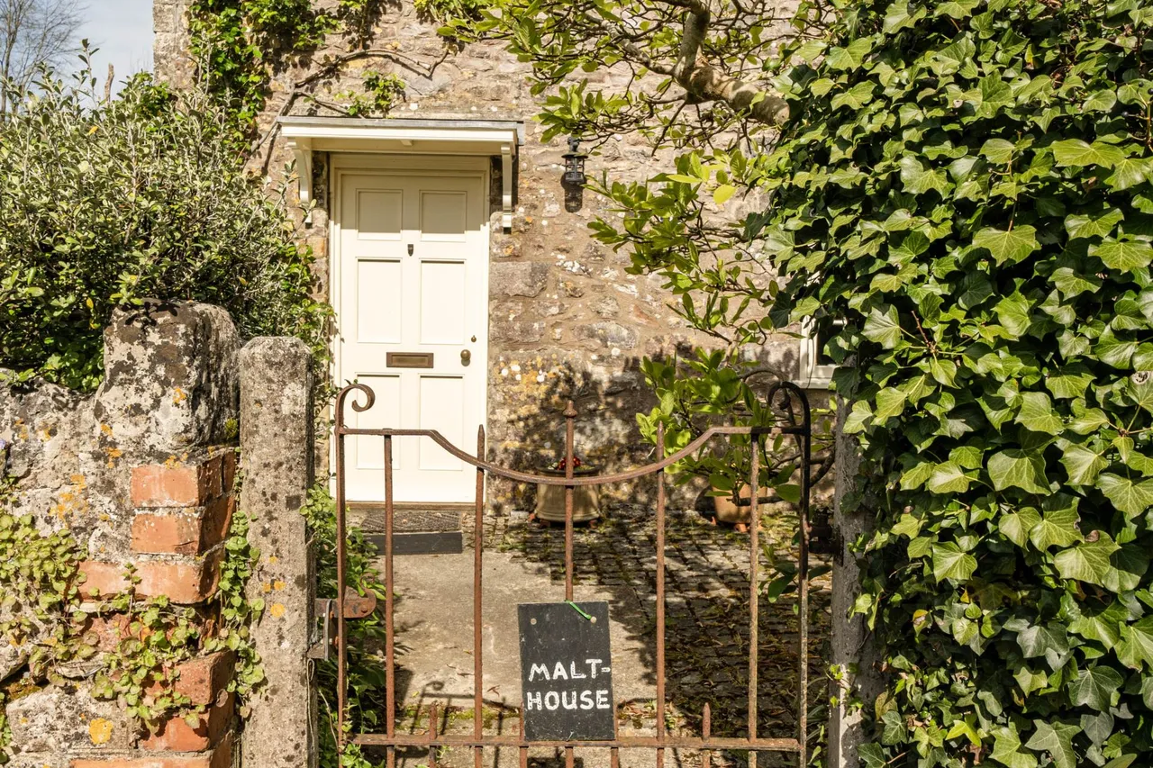 Malthouse, Court Street, TA20 4JE, photo 21