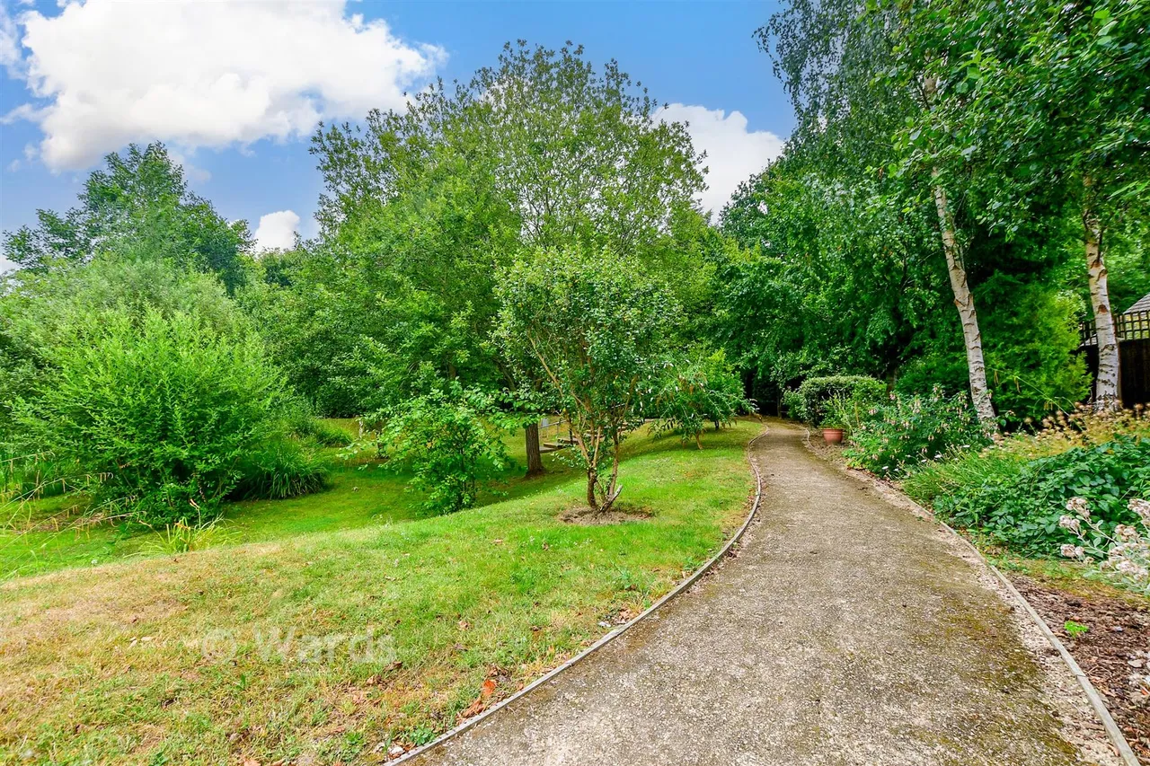 Hoxton Close, Ashford, TN23, photo 8