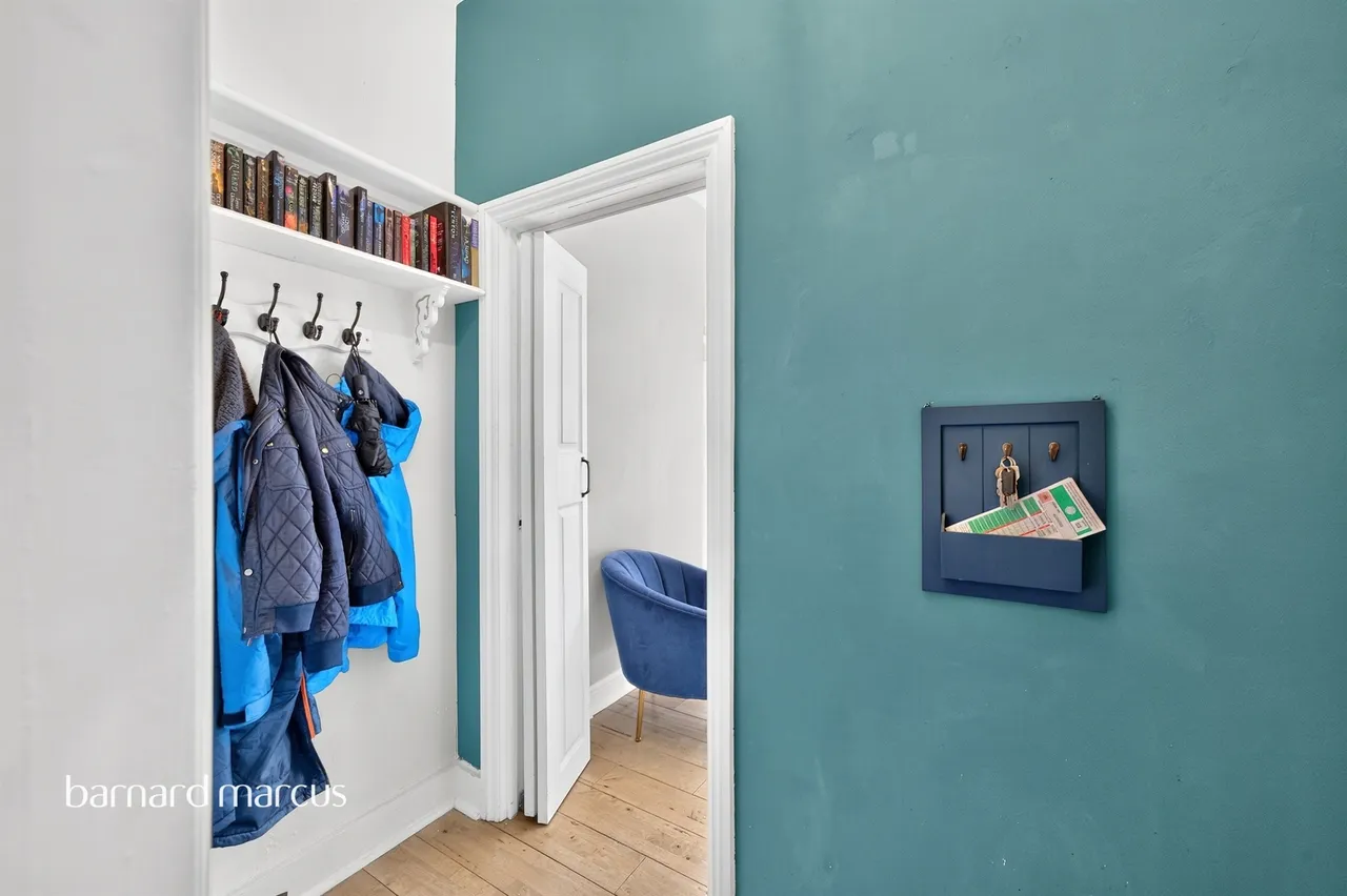 Egmont Road, Sutton, photo 12