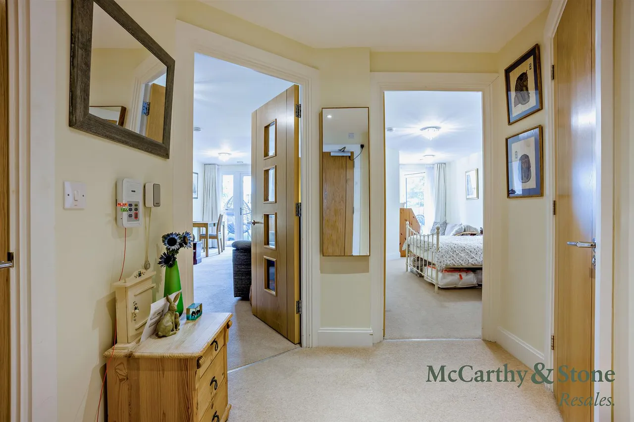 Churchfield Road, Poole, BH15, photo 13