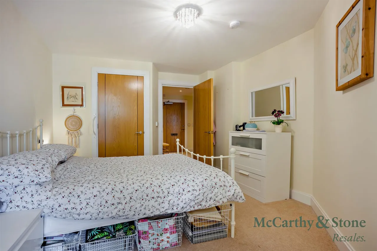 Churchfield Road, Poole, BH15, photo 5