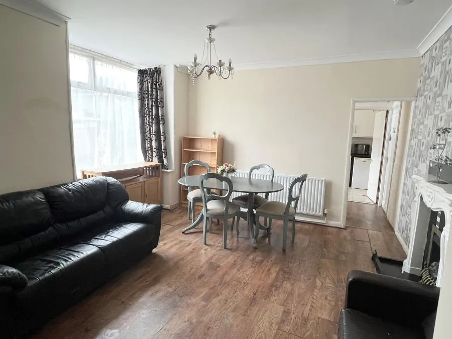 Ladysmith Road, Grimsby, DN32, photo 4