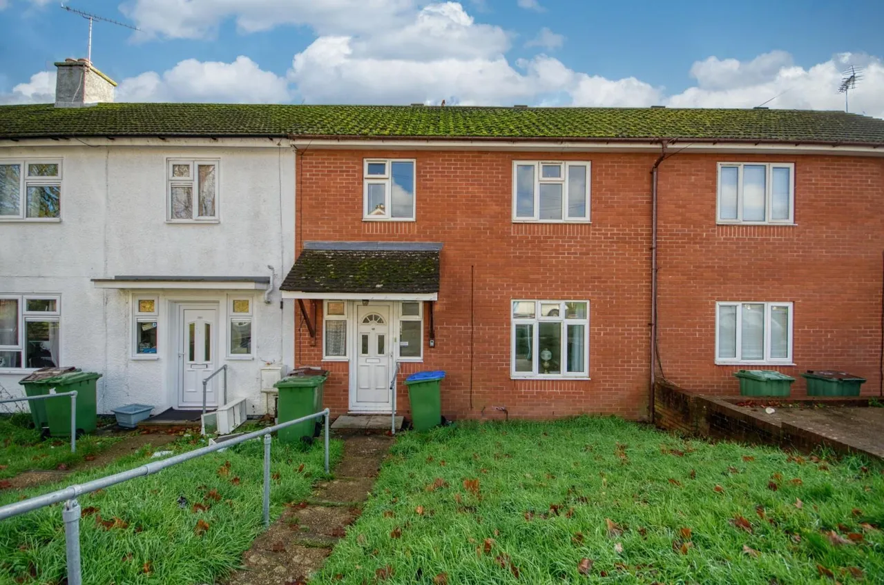 3 bed house for sale — Burke Drive, Southampton, SO19 6EF