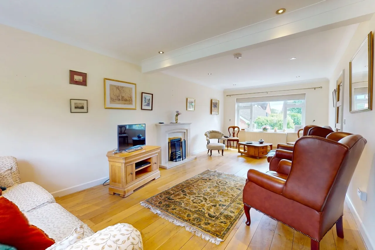 Leegomery Road, Leegomery Road, Wellington TF1 3BP, photo 3