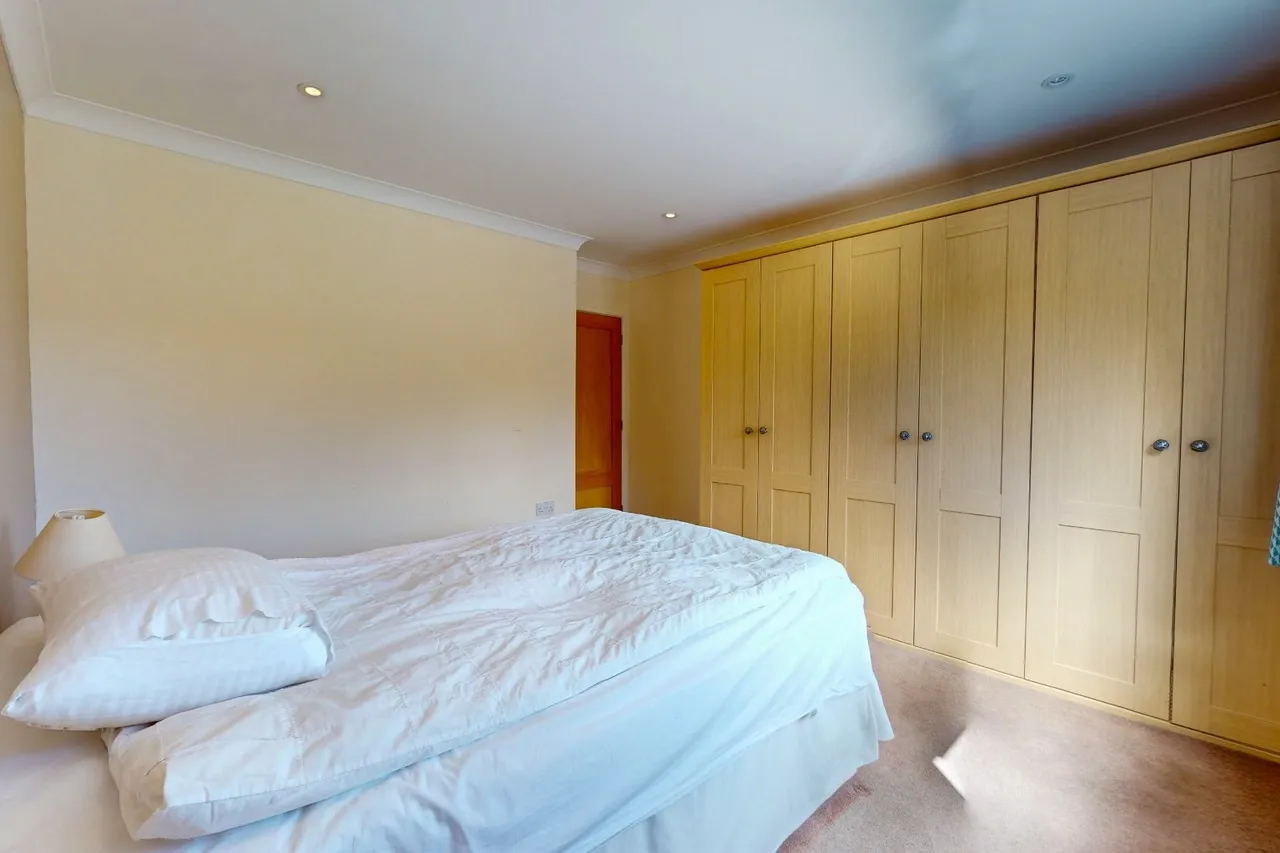 Leegomery Road, Leegomery Road, Wellington TF1 3BP, photo 12
