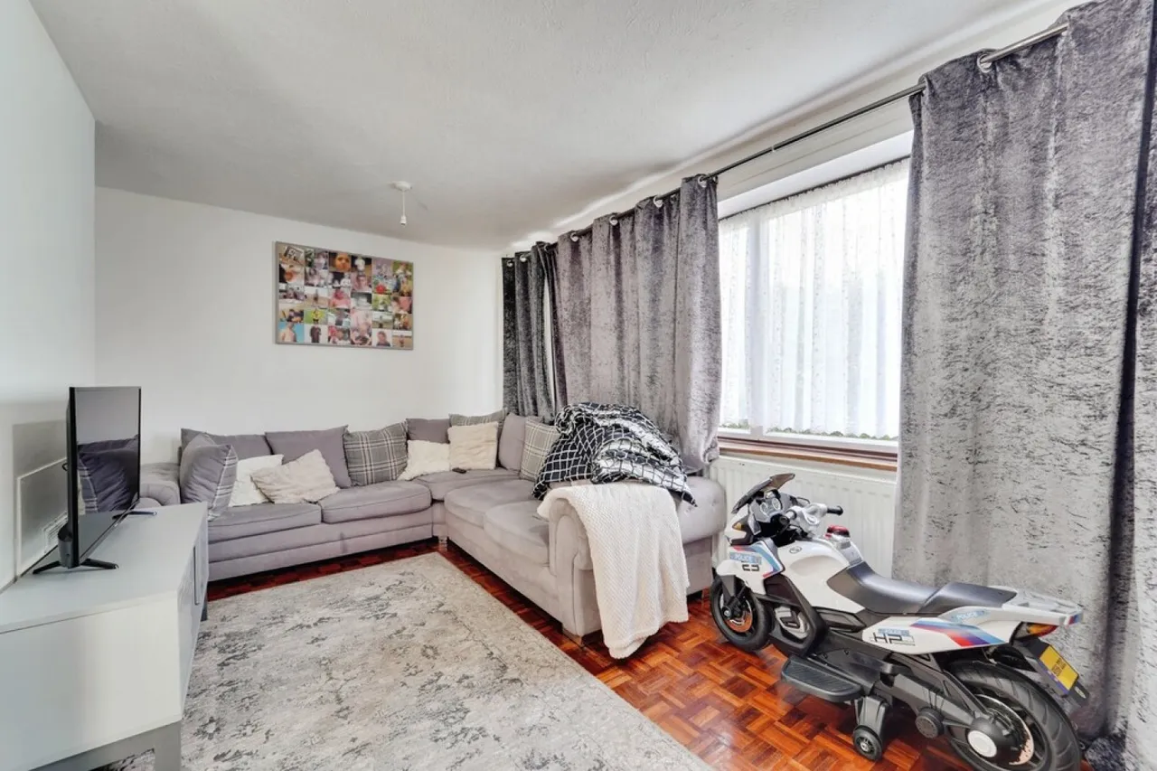Gainsborough Rise, Bedford, MK41, photo 7
