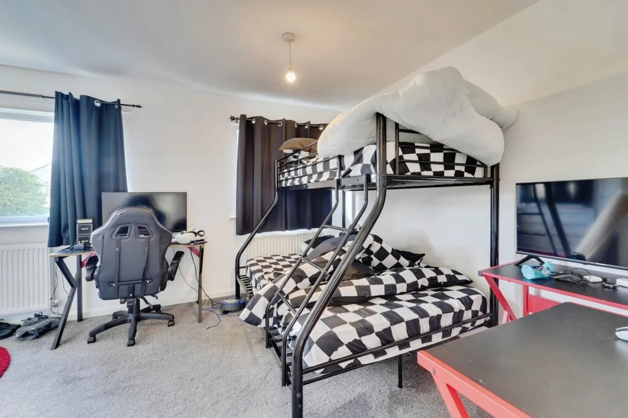 Gainsborough Rise, Bedford, MK41, photo 22