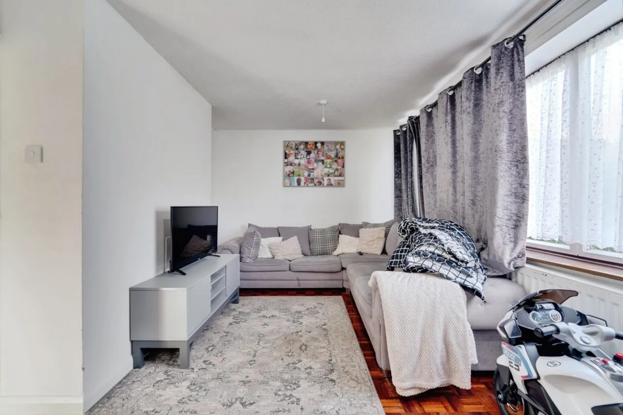 Gainsborough Rise, Bedford, MK41, photo 9